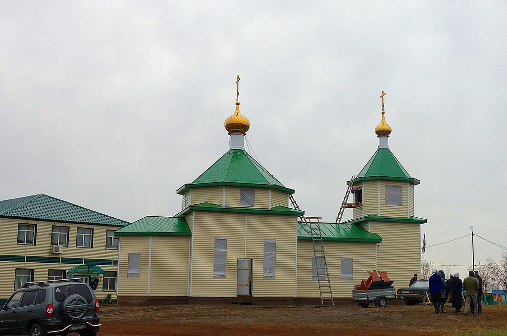 Баган новосибирская область. Церковь Баган Баганский район. Ивановка Баганский район храм. Церковь в Багане Новосибирской области. Памятники села Баган Баганского района.