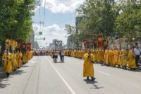 В Новосибирске прошел многотысячный молодежный крестный ход