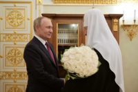 Президент России В.В. Путин поздравил Святейшего Патриарха Кирилла с годовщиной интронизации